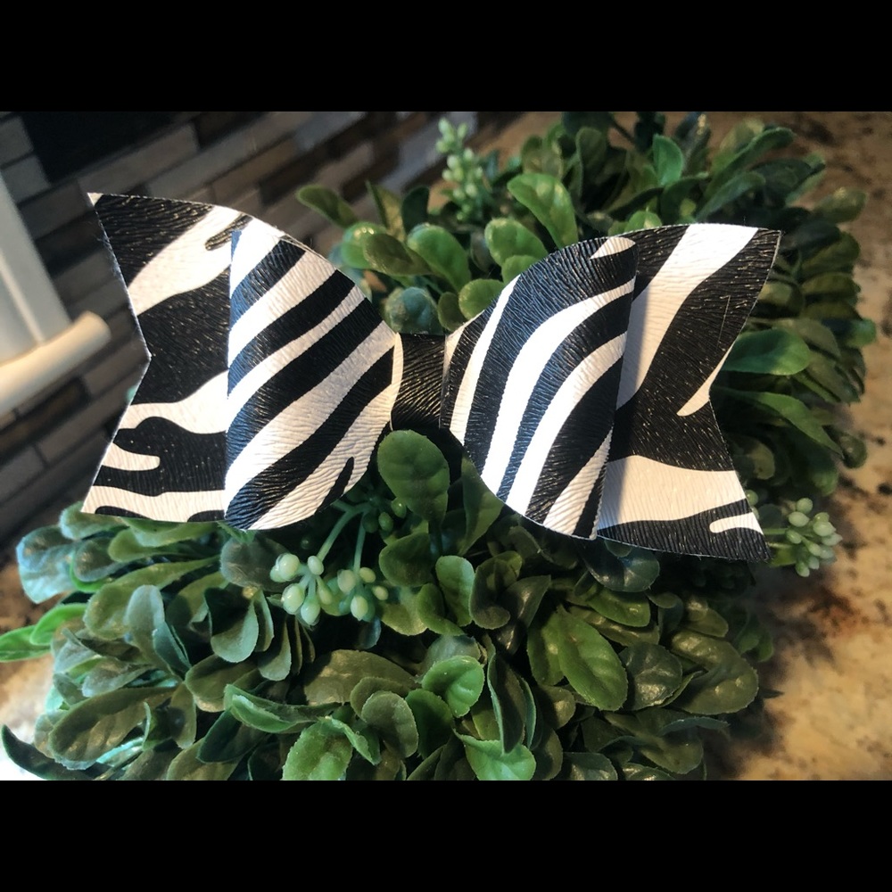 Handmade Girls Bows!!!🎀